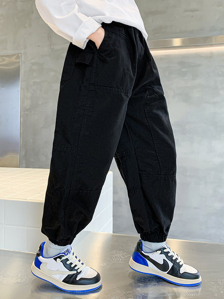 Alkalmi gyereknadrág zsebbel fiúknak