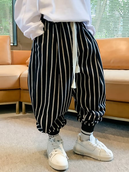 Vaikiškos dryžuotos kelnės su raišteliais