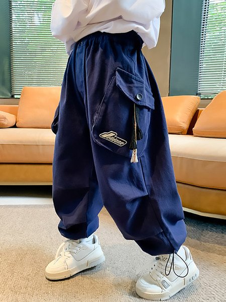 Gyermek őszi nadrág fiúknak, széles modell