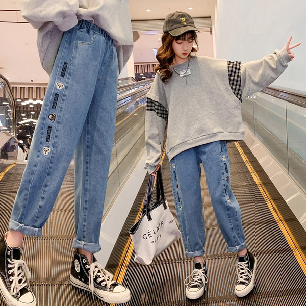 Divat farmer lányoknak hímzéssel és zsebbel