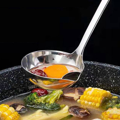 Διαχωριστικό λίπους από ανοξείδωτο ατσάλι Διαχωριστής λαδιού Κουτάλα Σούπα Περιεχόμενο Σουπιέ για την κουζίνα