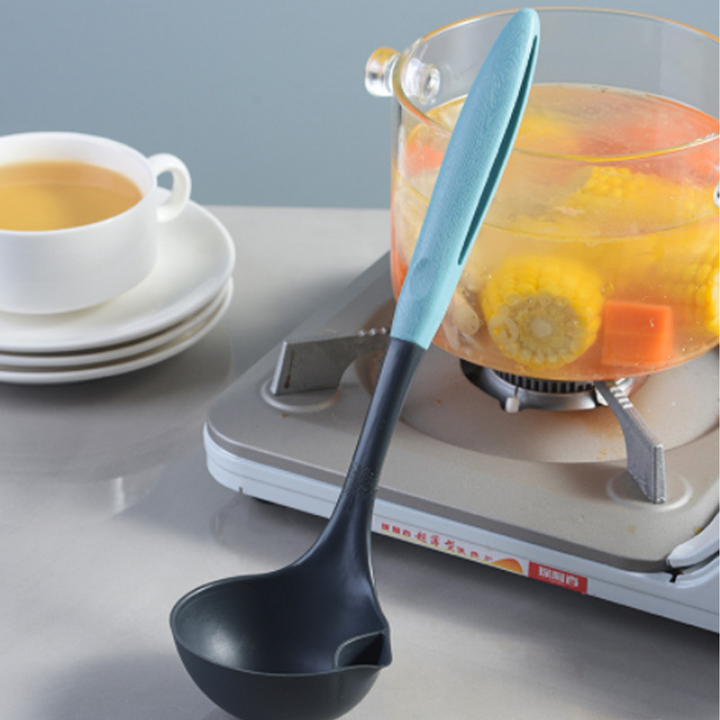 Aliejaus sietelis šaukštas koštuvas šaukštas virtuvės aliejaus separatorius alyvos vandens separatorius riebalų šalinimo įrankis sriuba gėrimų aliejus šaukštas kiaurasamtis