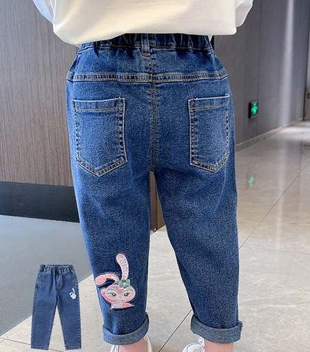 Alkalmi gyerekfarmer hímzéssel lányoknak