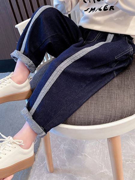 Mėlynos spalvos vaikiški laisvalaikio džinsai mergaitėms