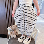 Széles nadrág modell lányoknak gumival a szárán