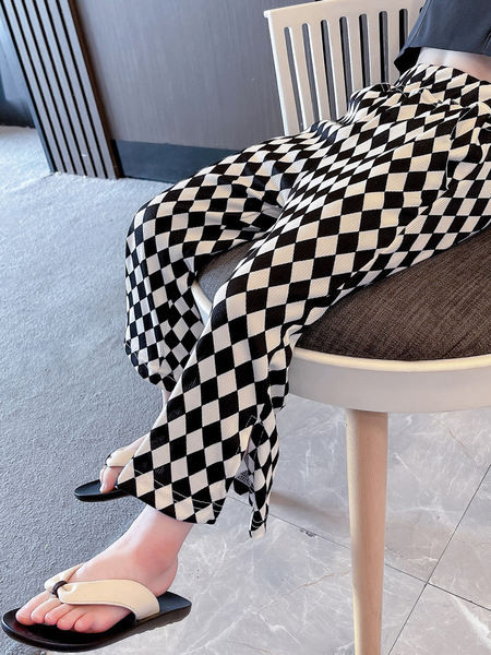 Charleston hasított kockás lány nadrág