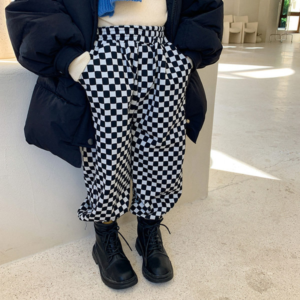 Alkalmi gyereknadrág zsebbel lányoknak