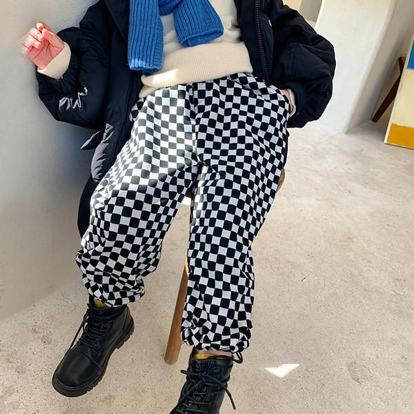 Alkalmi gyereknadrág zsebbel lányoknak