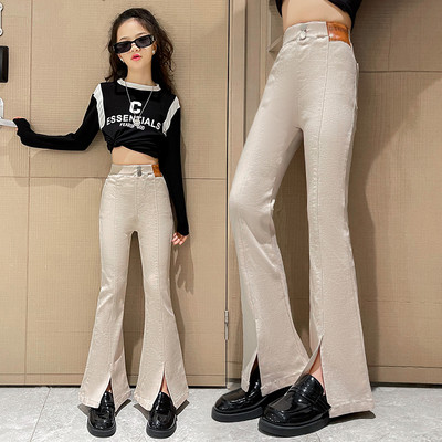 Dječje hlače za djevojčice s prorezom