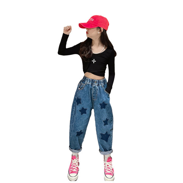 Dječje traperice s visokim strukom i printom