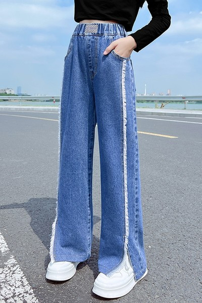 Mėlynos spalvos vaikiški laisvalaikio džinsai su skeltukais