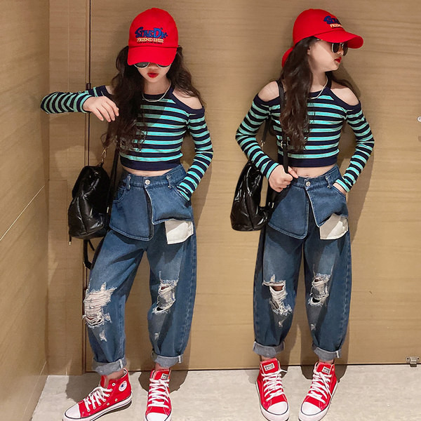 Vaikiški džinsai su kišene ir suplėšytais motyvais