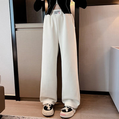 Trijų spalvų vaikiškos kelnės su kišene