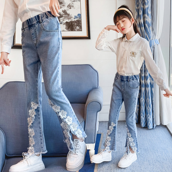 3D elemes, szakadt motívumokkal ellátott gyerekfarmer