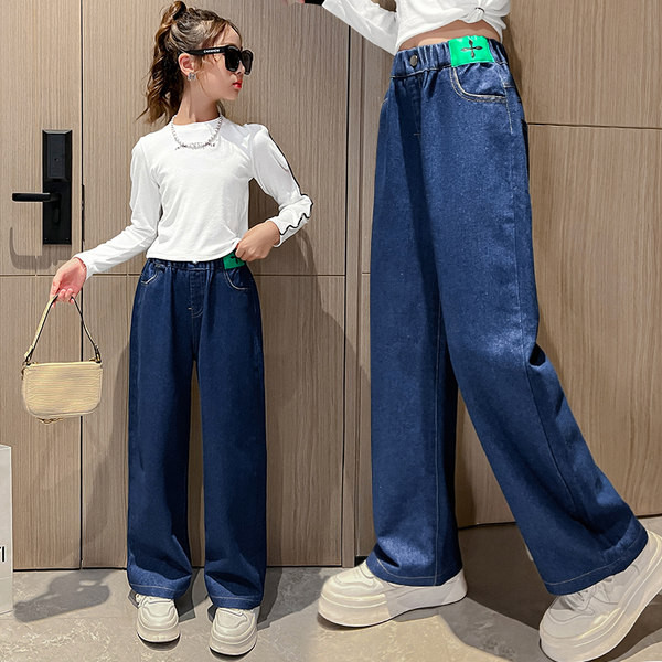 Széles szárú, zsebes gyerekfarmer lányoknak