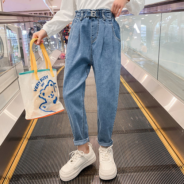 Novi model traperica za djevojčice sa visokim strukom i metalnim elementom