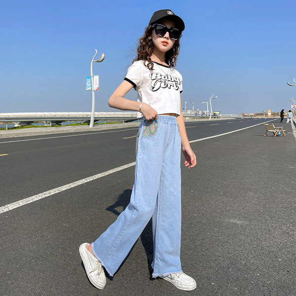 Moderne ljetne dječje traperice širokih nogavica