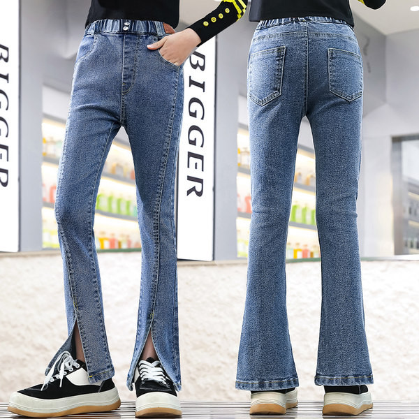 Stílusos farmer lányoknak hasítékkal a szárán