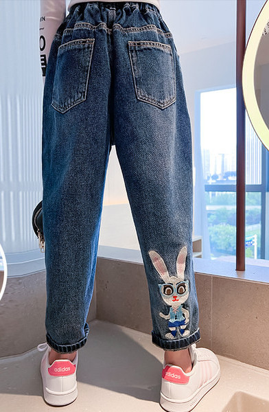 Alkalmi farmernadrág zsebbel és rátéttel lányoknak