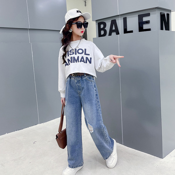 Szakadt motívumú, zsebes gyerekfarmer