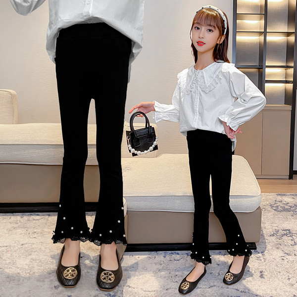 Juodos vaikiškos kelnės su perlais ir nėriniais