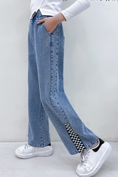 Vaikiški džinsai aukštu juosmeniu ir kišenėmis