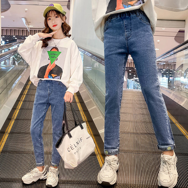 Vaikiški džinsai su prigludusiu modeliu mergaitėms