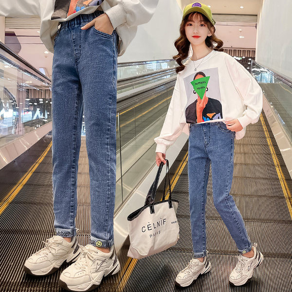 Vaikiški džinsai su prigludusiu modeliu mergaitėms