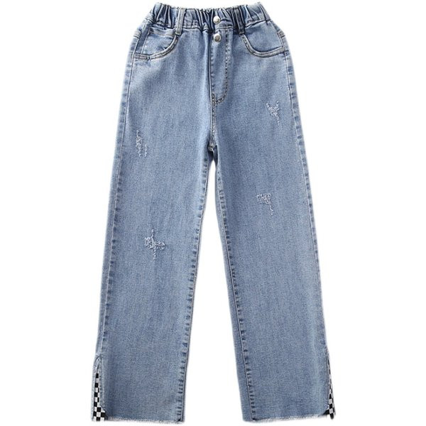 Įprasti vaikiški džinsai su plėšytais motyvais ir skeltukais