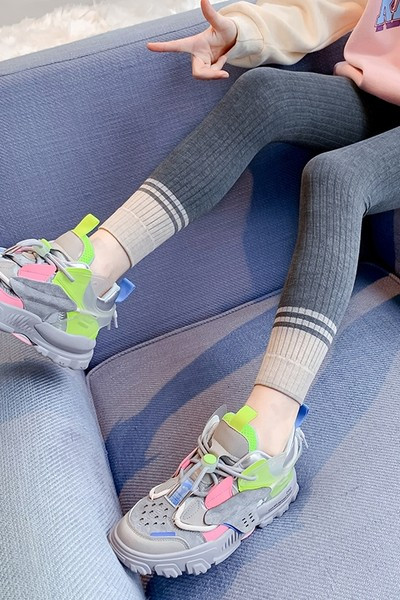 Dviejų spalvų vaikiški antblauzdžiai mergaitėms