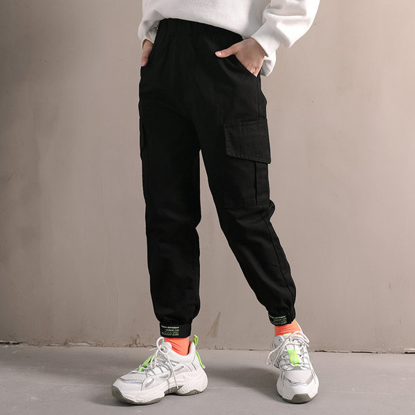 Dječje hlače s džepom u dvije boje