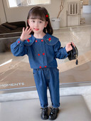 Set copii cu motive florale si nasturi