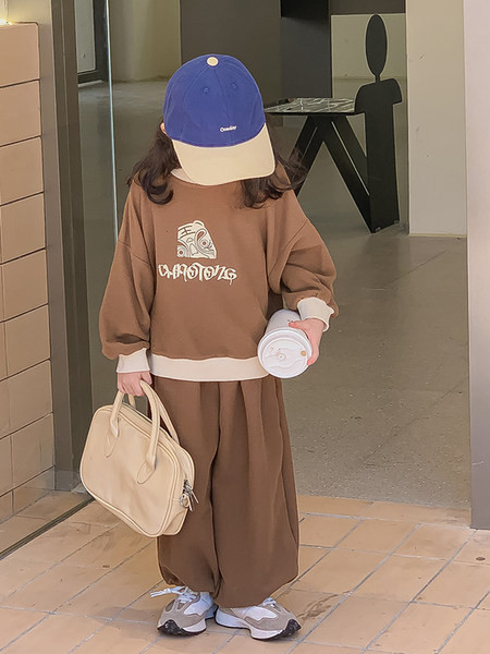 Set sportiv lat din două piese pentru fete