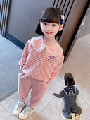 Prugasti dvodijelni komplet za djevojčice na kopčanje