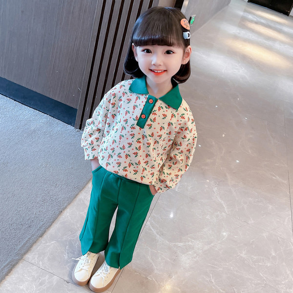 Dječji komplet bluza i hlače s cvjetnim ovratnikom za djevojčice