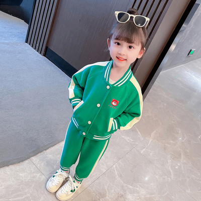 Set sport din doua piese cu broderie si nasturi