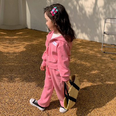 Dvodijelni sportski set s kapuljačom i vezicama