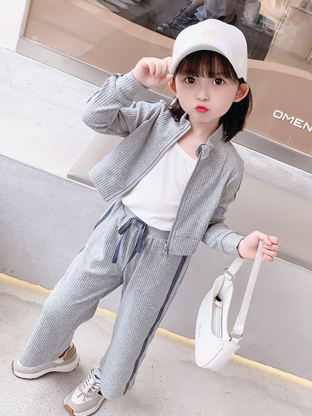 Set sport din doua piese pentru copii