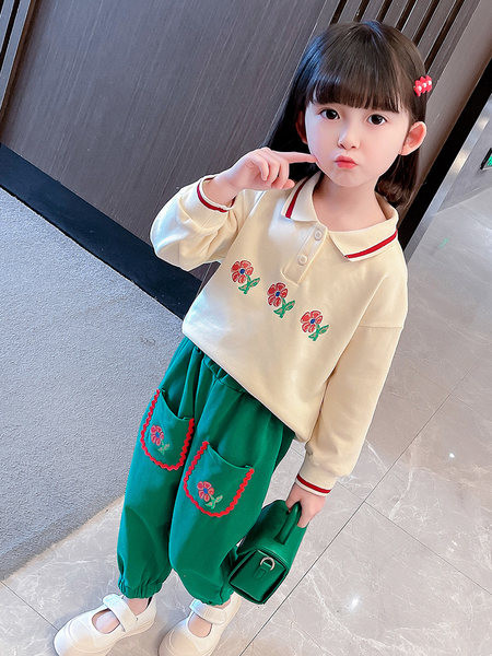 Set de două piese cu guler floral pentru fete