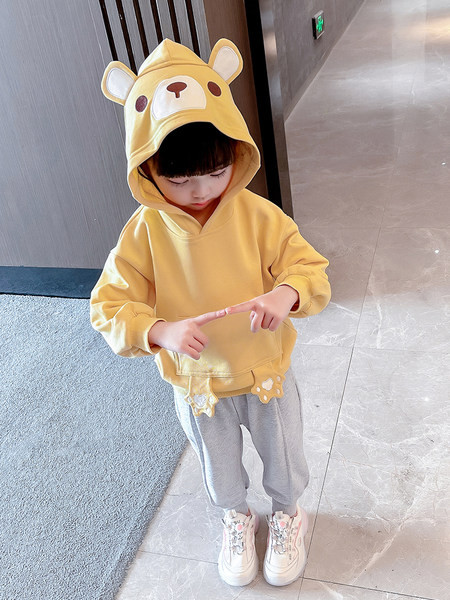 Vaikiškas rinkinys su gobtuvu ir kišene