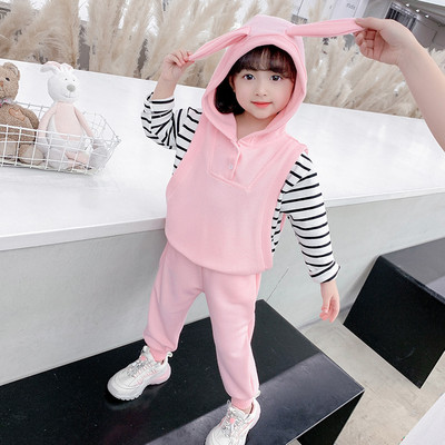 Set copii pentru fete, model curat cu nasturi si urechi