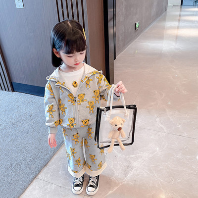 Model nou pentru copii de toamna pentru fete