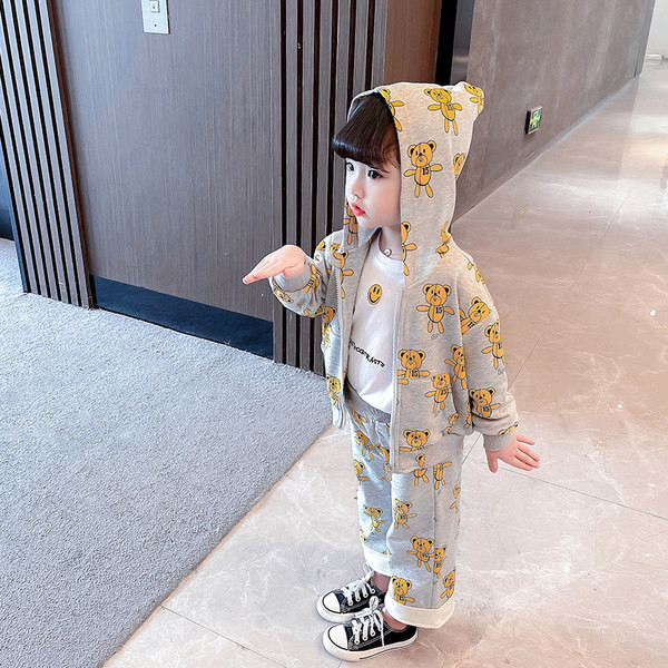 Model nou pentru copii de toamna pentru fete