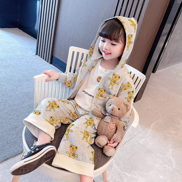 Model nou pentru copii de toamna pentru fete