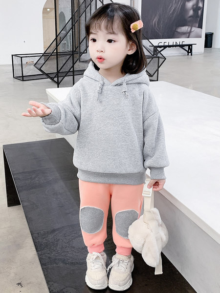 Set sport din două piese pentru fete cu glugă și căptușit
