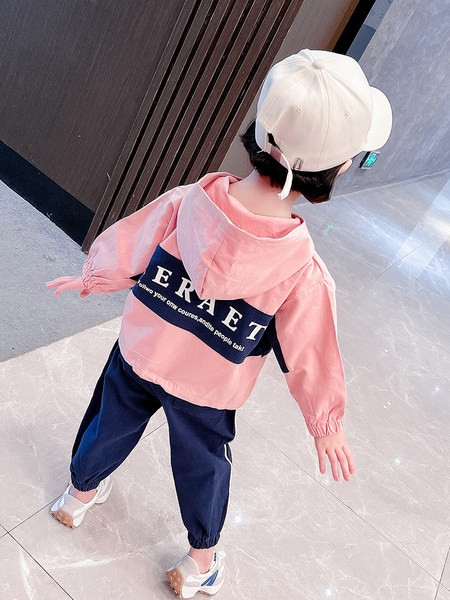 Sportinis vaikiškas rinkinys su užtrauktuku ir gobtuvu