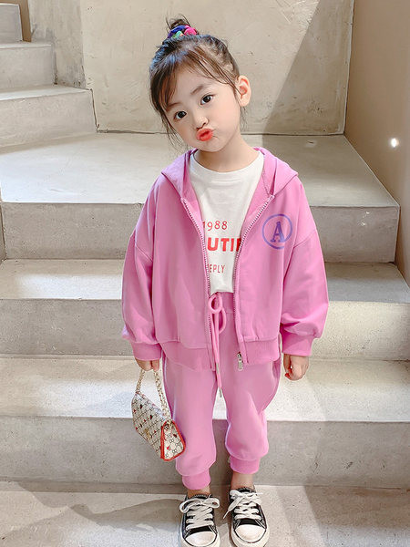 Set sport model nou pentru fete cu inscriptie