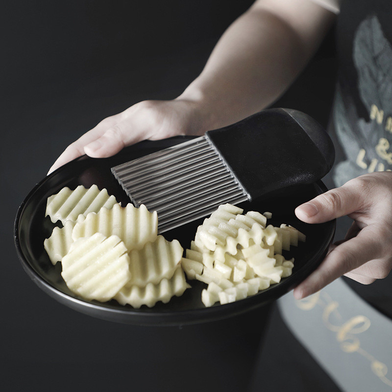 Hasábburgonya vágó burgonyaszeletelő rozsdamentes acél fogazott penge könnyen szeletelhető vágott zöldség gyümölcs szerszám hullám aprító kés 1db