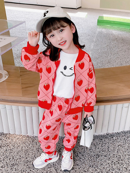 Vaikiškas dviejų dalių megztinis ir kelnės su braškėmis