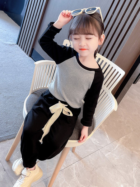 Set sport pentru copii cu sireturi si buzunar